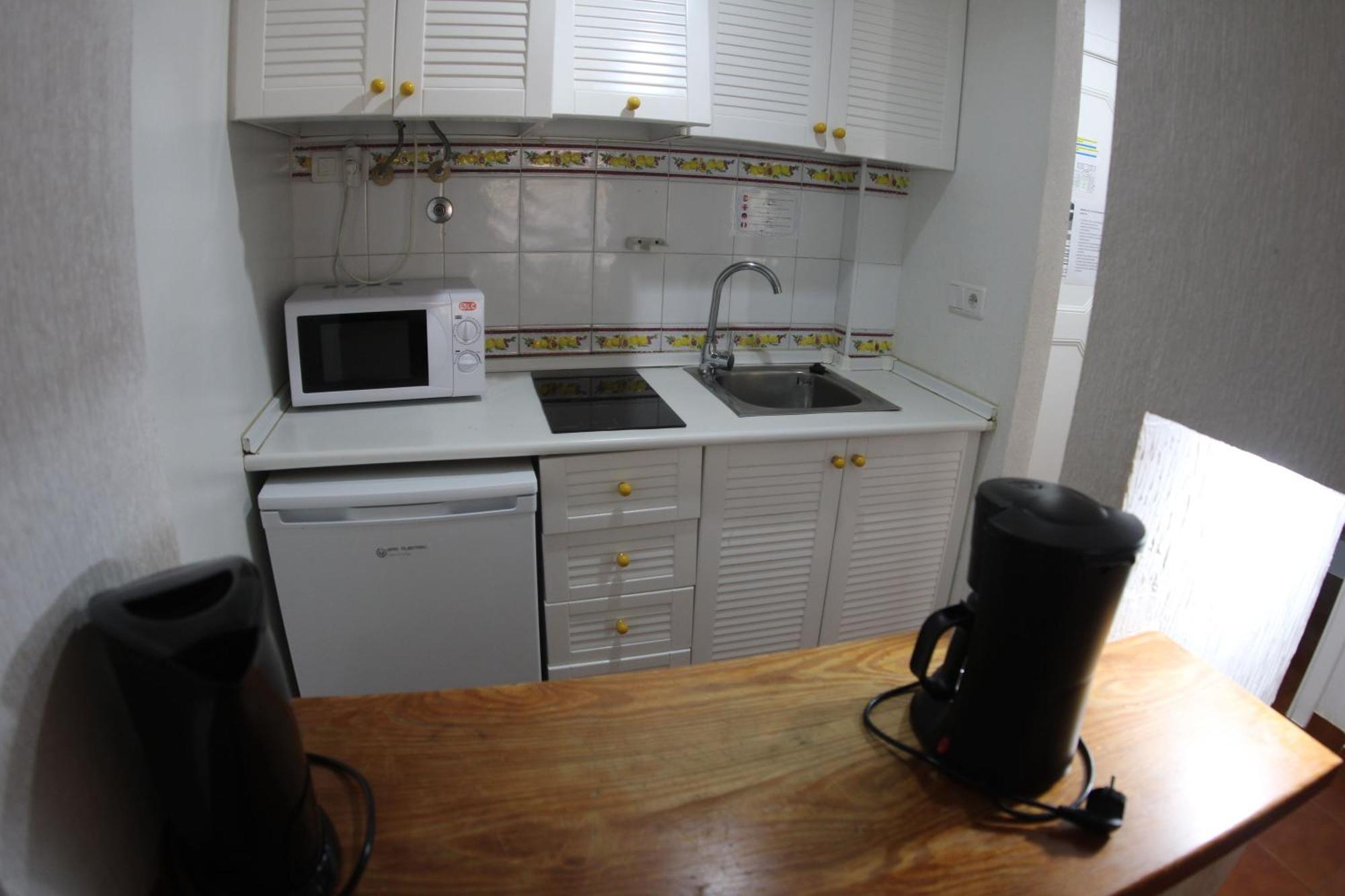 Apartamentos Marina Internacional Торевьиа Экстерьер фото