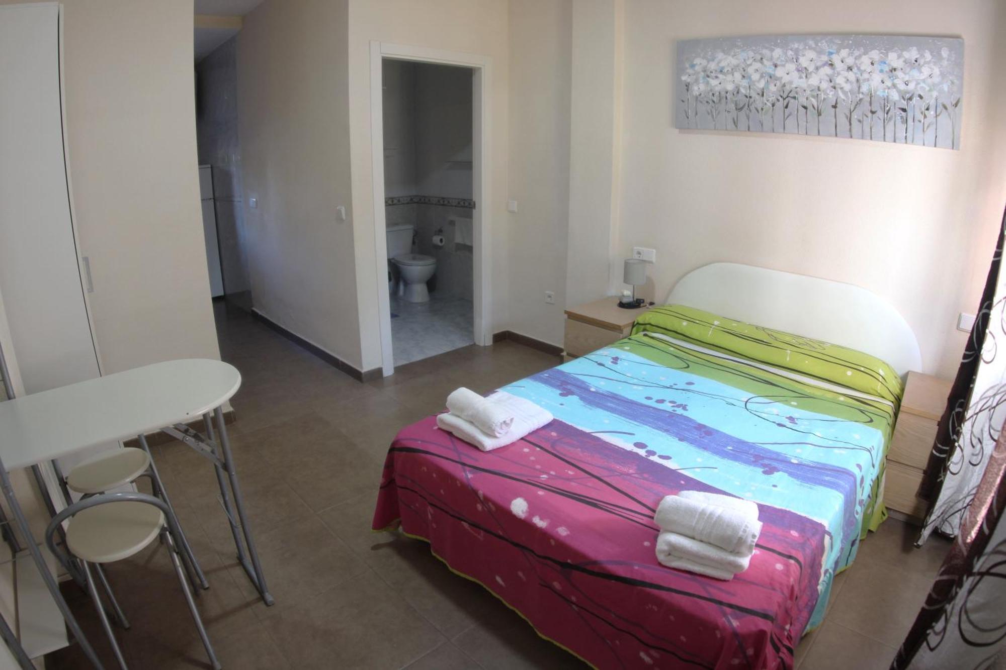 Apartamentos Marina Internacional Торевьиа Экстерьер фото