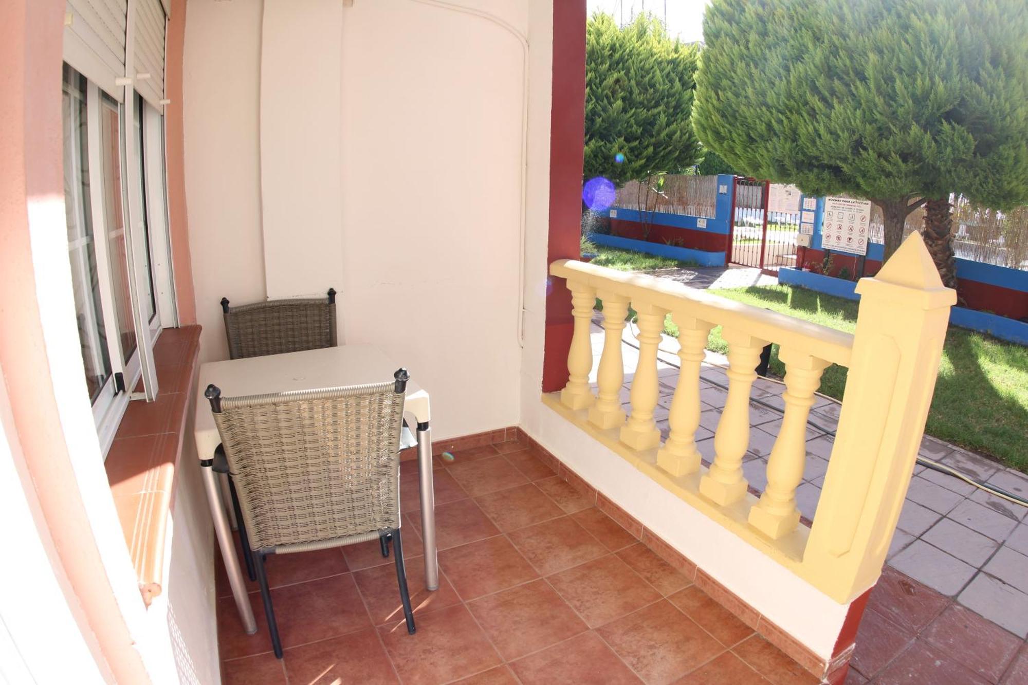 Apartamentos Marina Internacional Торевьиа Экстерьер фото
