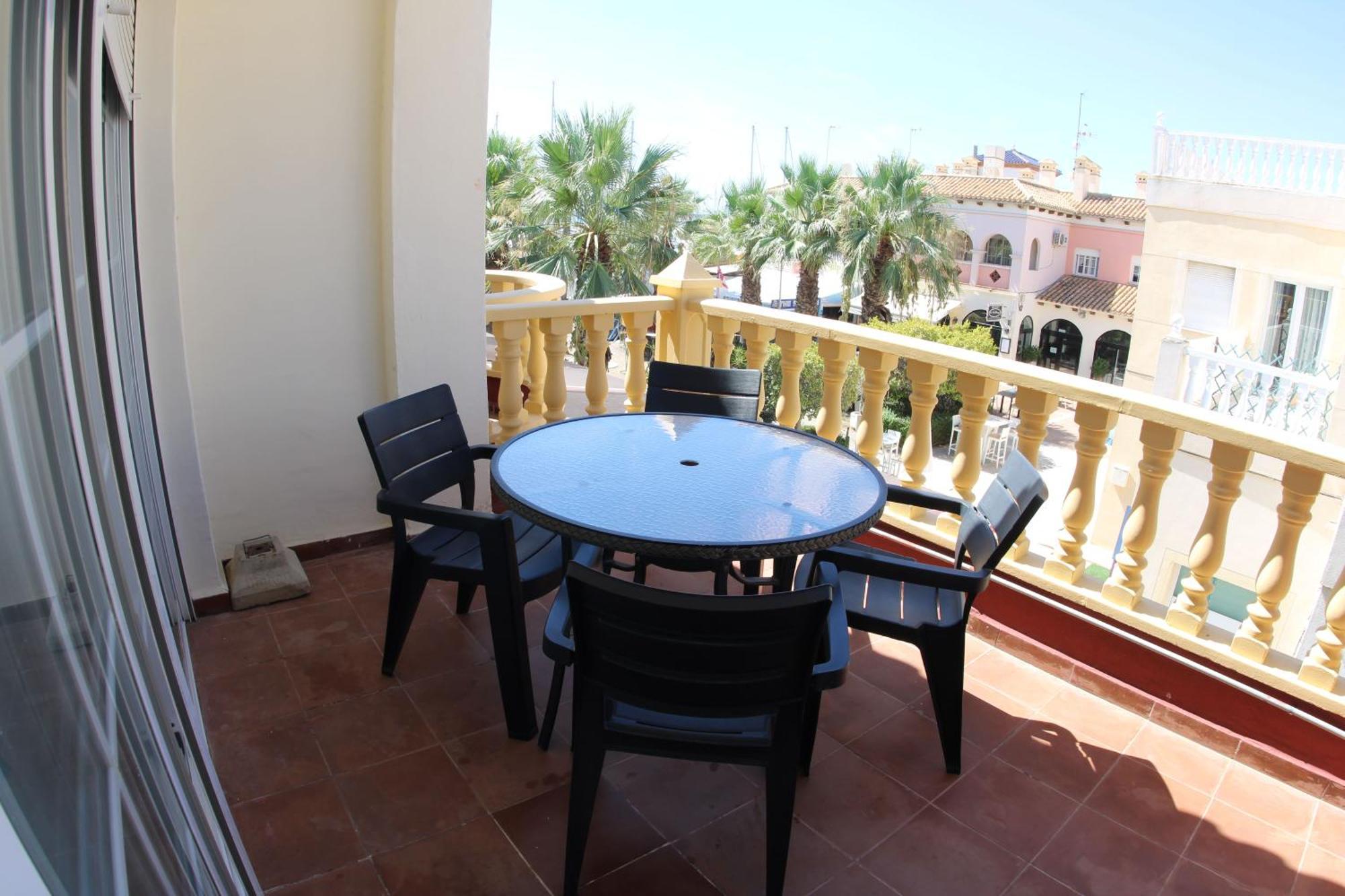 Apartamentos Marina Internacional Торевьиа Экстерьер фото